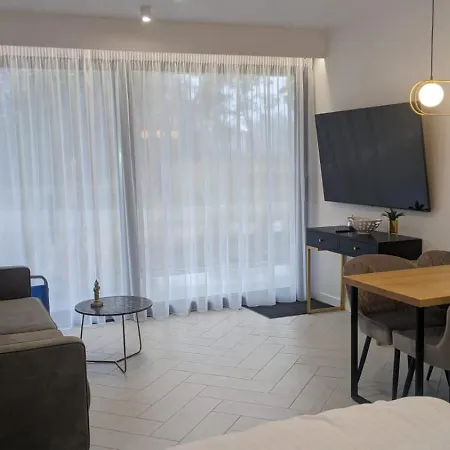 Sea & Апартаменты Мельно